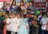 रयात बहारा प्ले स्कूल में बाल दिवस के मौके पर फैंसी ड्रेस का कंपिटीशन करवाया