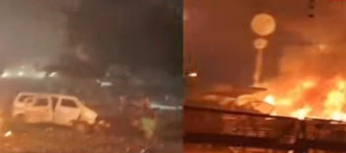 delhi-blast-nov-10-2025-near-chandni-chowk-metro-station-gate-1