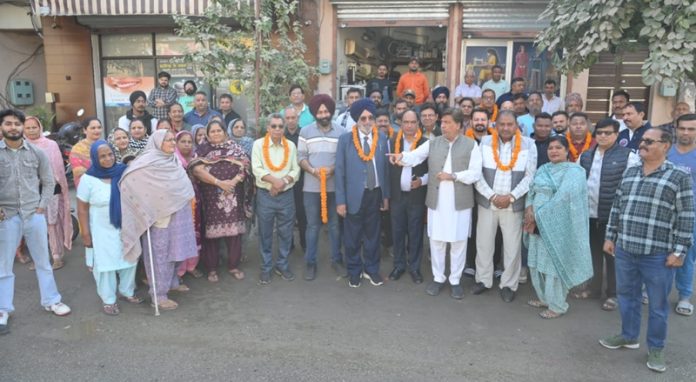 road repairing naloyia chownk