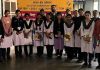 चेतना शैक्षिक टूर के तहत छात्रों को करवाया गया जिला चुनाव दफ्तर का दौरा