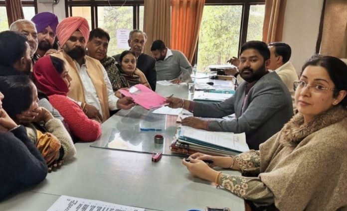 bedi-nomination-hoshiarpur