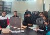 दसूहा के सरकारी गर्ल्स स्कूल में की गई विद्यार्थियों की आंखों की जांच