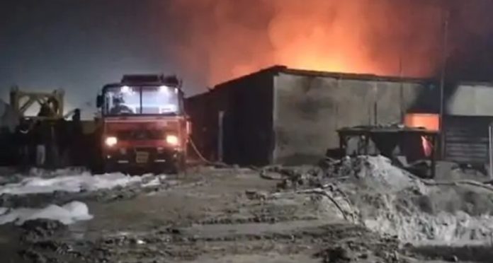 jammu katra express fired, loss 2 crore
