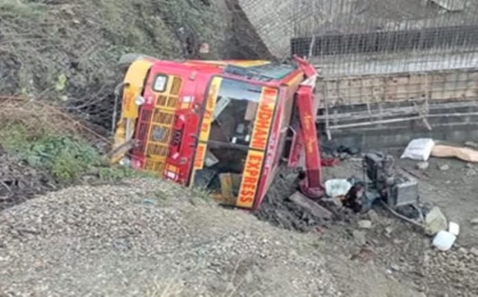 bus accident himachal