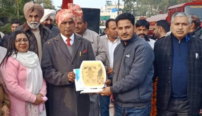 kamal-kumar-honoured-26-jan-2026-nigam-hoshiarpur