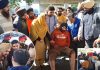 ਸਿੱਖ ਟੈਕਸੀ ਡਰਾਈਵਰ ਤੇ ਤਸ਼ੱਦਦ, ਪਰਿਵਾਰ ਵੱਲੋਂ ਪ੍ਰਦਰਸ਼ਨ ਕਰਨ ਤੇ ਪੁਲਿਸ ਮੁਲਾਜ਼ਮ ਸਸਪੈਂਡ