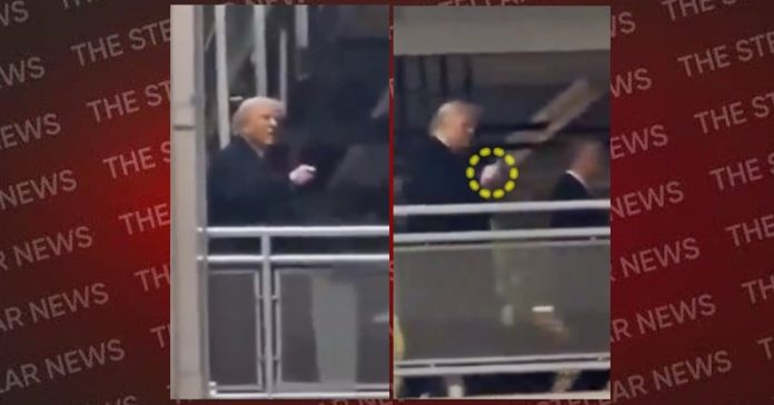 trumph middle finger