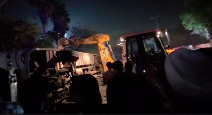 bus accident in delhi