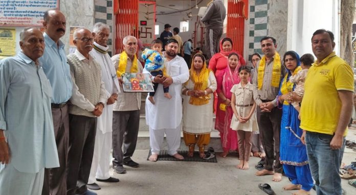 satish-honoured-by-janouri-mandir-hoshiarpur