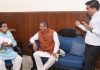 ऐतिहासिक गांव बस्सी गुलाम हुसैन के रास्तों की समस्या को लेकर विजय सांपला ने नितिन गडकरी से की मुलाकात