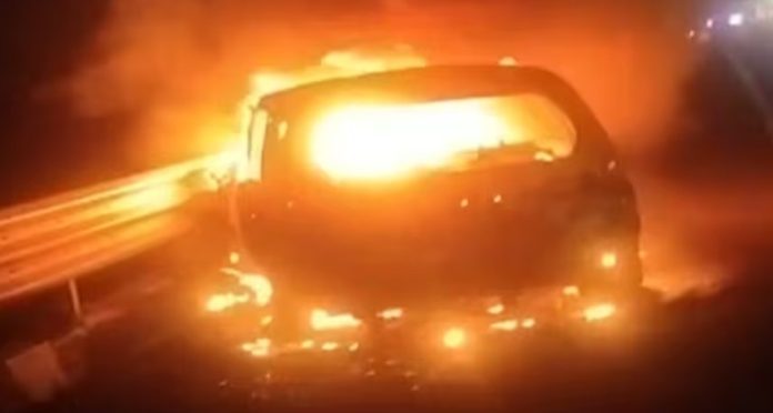 car fire at rajasthan