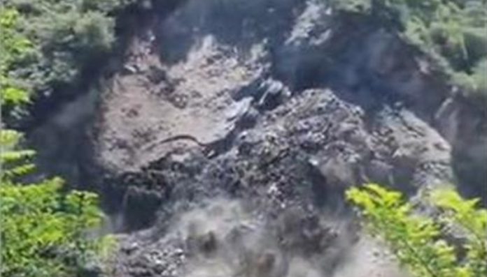 jammu land slide