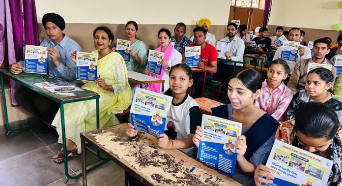 mega-ptm-organising-schools-hsp