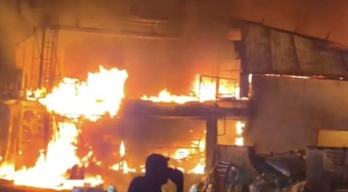 noida fire
