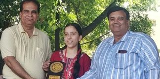 रेलवे मंडी स्कूल की छात्रा मोनिका ने बायलोजी में प्राप्त किए 100 अंक, बनी स्कूल की शान