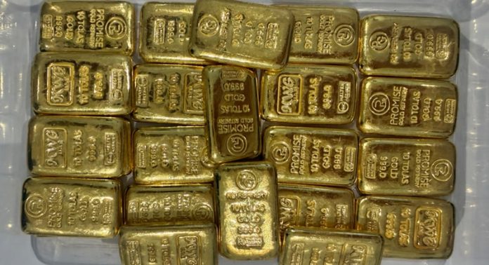 ahmdabad-flight-gold-biscuits-recovery