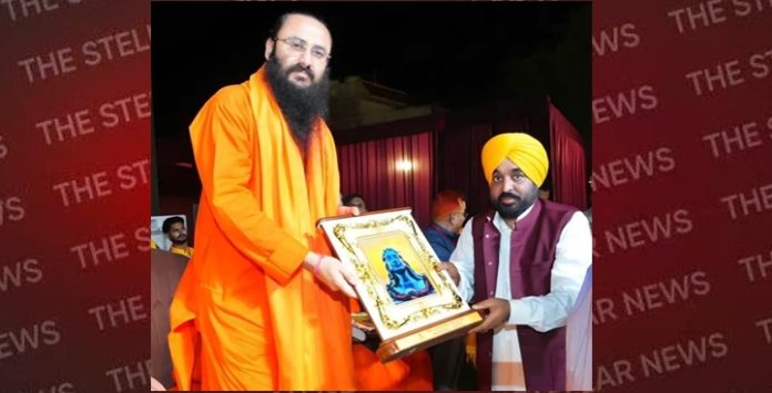 cm-mann-honoured-by-divya-jayoti-jalandhar-13-6-2026