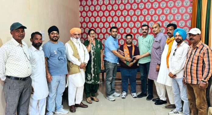 hari-om-sc-bjp-south-circle-president-appointed