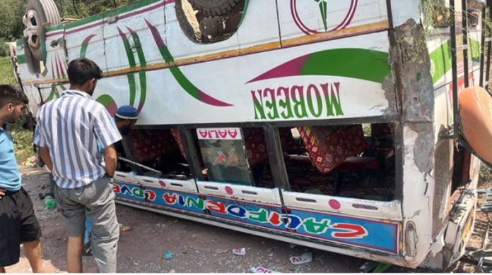 jammu-rajouri-highway-accident-bus