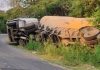चक्क साधू की पहली चढ़ाई पर पलटा ट्रक, चालक सुरक्षित