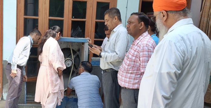 dengue-mandeep-checking