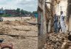 कुलगाम में बादल फटने से आई बाढ़, घरों में घुसा मलबा, गिरी दीवार