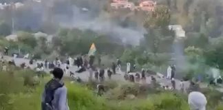 पाकिस्तानी सेना ने प्रदर्शनकारियों पर की फायरिंग, 19 की मौत, कई घायल