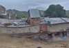 सुखनाग नदी का रौद्र रूप, तेज बहाव में बह गई म्यूनिसिपल मार्केट
