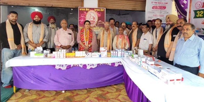 city-heart-welfare-society-first-day-medical-camp