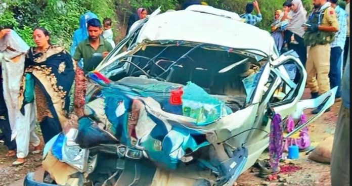 jammu-accident- Vehicle Plunges into Gorge at Shidahra
