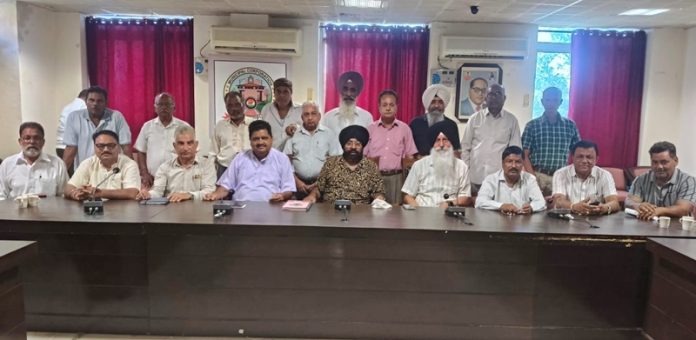 retired-union-meeting-monthly