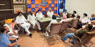 अकाली दल ने हमेशा पकड़ा है कर्मचारियों का हाथ: संजीव तलवाड़