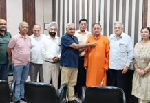 प्रसिद्ध समाजसेवी जेबी बहल रोटरी क्लब ऑफ होशियारपुर में हुए शामिल