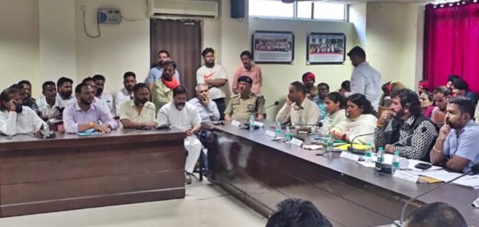 meeting-chandan-grewal-cgairman-sc-sommission-punjab-at-hoshiarpur
