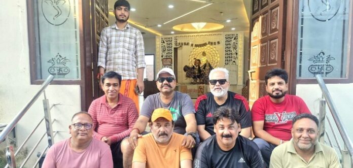 una-road-welfare-society-goes-krishna-mandir