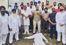 अकाली दल ने भगवंत मान का पुतला फूंककर परमिंदर झोटा को दी श्रद्धांजलि