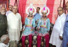 श्री राम लीला में भगवान की लीलाओं का मंचन देख गदगद हुए श्रद्धालु
